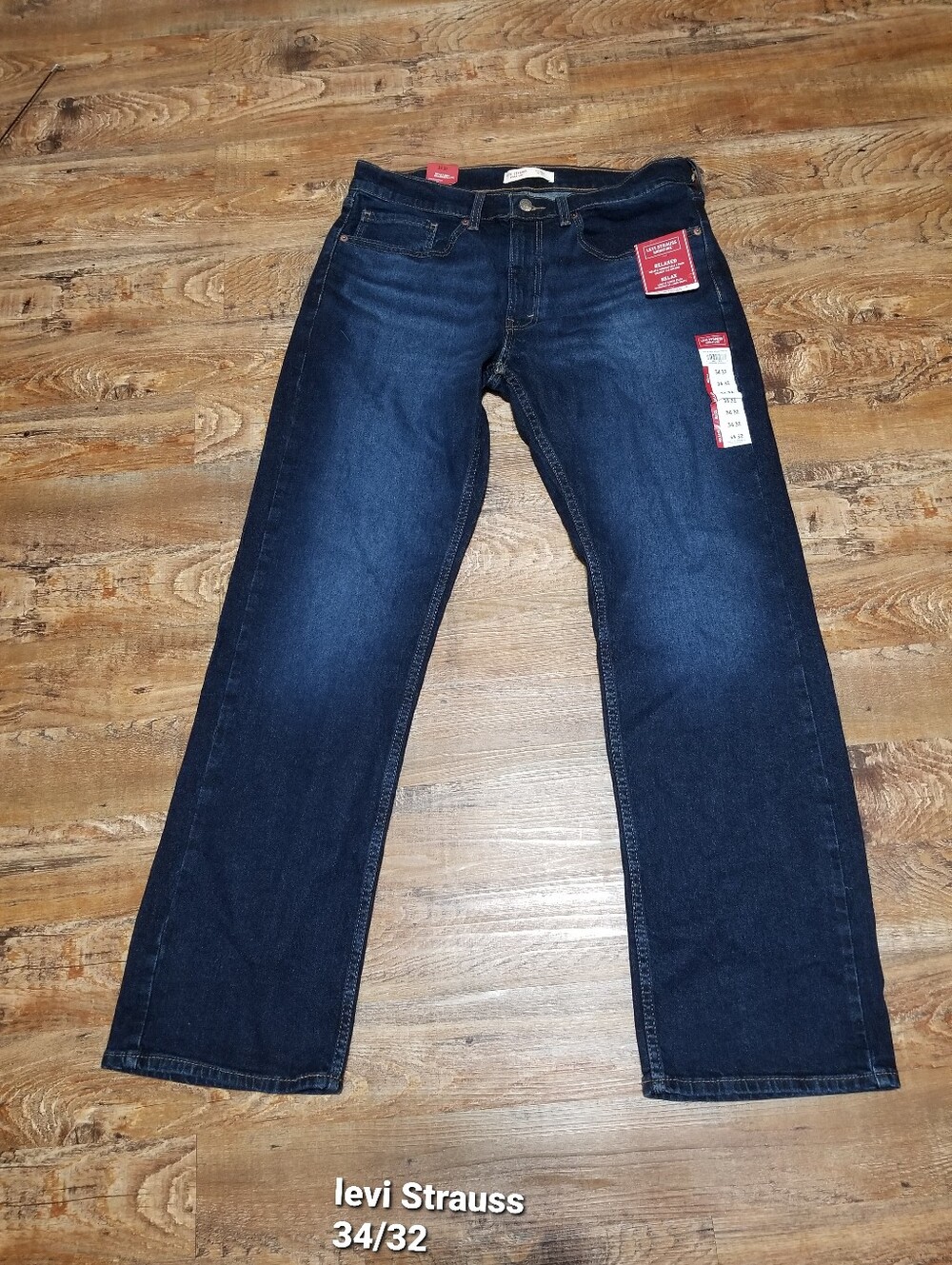 Levi Strauss Jean 34/32 Dark Denim Relaxed Fit Nwtags